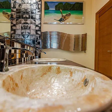 Con Piscina Immersa Nel - - Horizonte Selections Villa