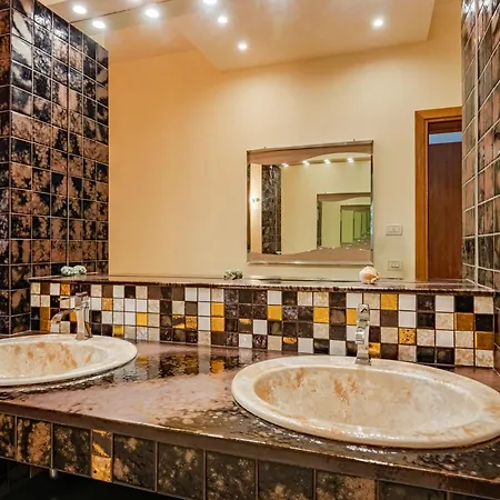 Villa Con Piscina Immersa Nel - - Horizonte Selections *