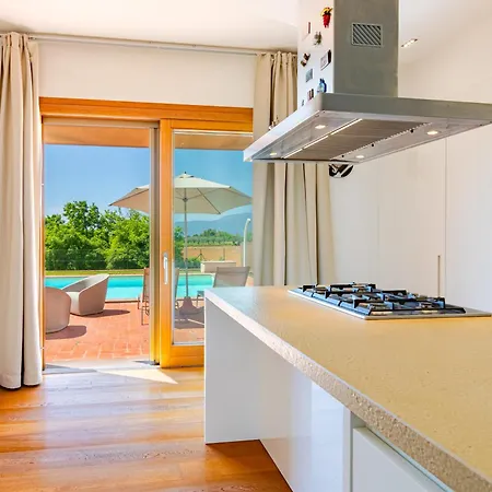 Villa Con Piscina Immersa Nel - - Horizonte Selections