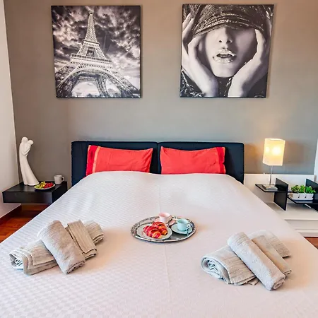 Villa Con Piscina Immersa Nel - - Horizonte Selections Montecarlo