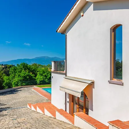 Con Piscina Immersa Nel - - Horizonte Selections Villa *