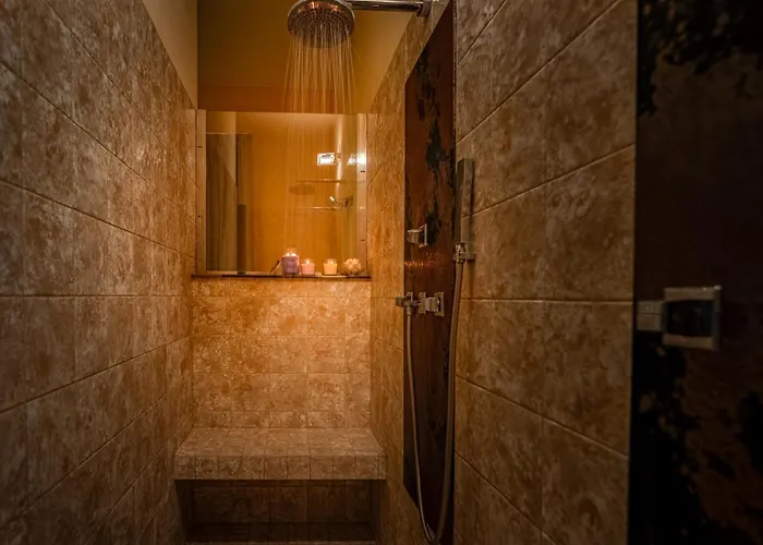 Con Piscina Immersa Nel - - Horizonte Selections Βίλα Montecarlo