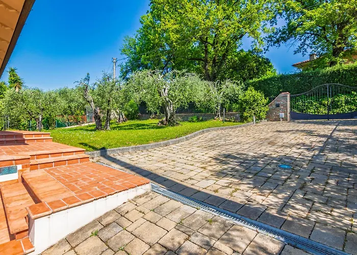 Con Piscina Immersa Nel - - Horizonte Selections Βίλα Montecarlo