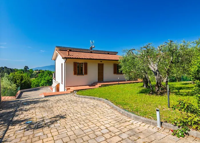 Con Piscina Immersa Nel - - Horizonte Selections Βίλα Montecarlo